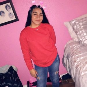 Meet your Posher, Sandy